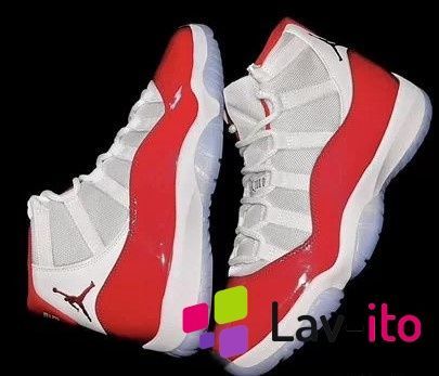 Кроссовки Nike air jordan 11 retro Red White Hype