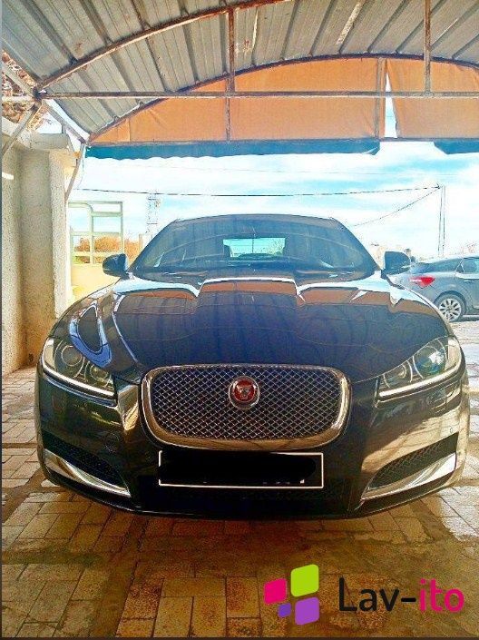 jaguar xf